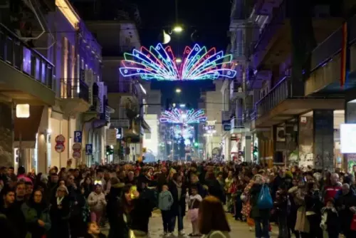 H-ΠΑΡΕΛΑΣΗ-ΤΩΝ-ΑΡΜΑΤΩΝ-2026-25