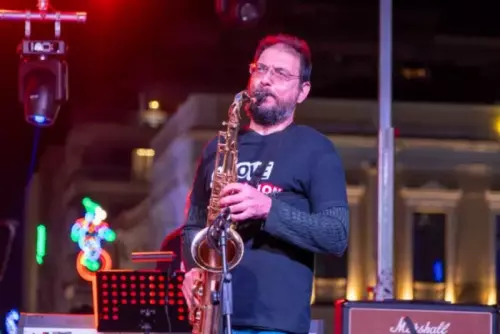 In-the-heat-of-…-Carnival-14