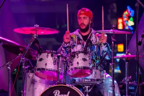 In-the-heat-of-…-Carnival-18