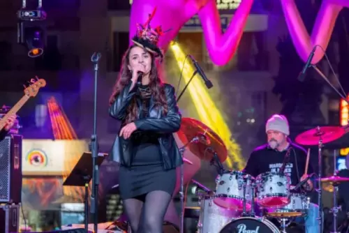 In-the-heat-of-…-Carnival-5