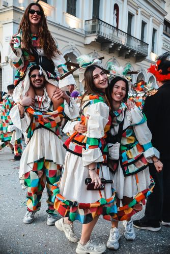 ΜΕΓΑΛΗ-ΠΑΡΕΛΑΣΗ-2026-17 (1) (1) (1)