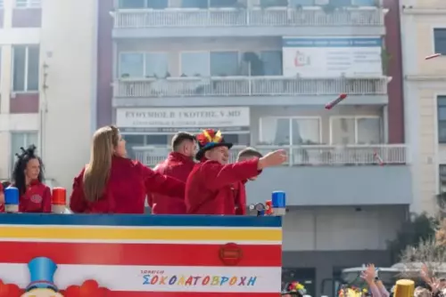 στρατηγοί-και-σοκολατορίχτες-47